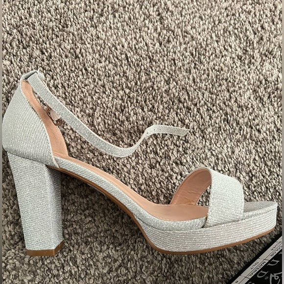 Windsor Shoes New Windsor Heels Poshmark